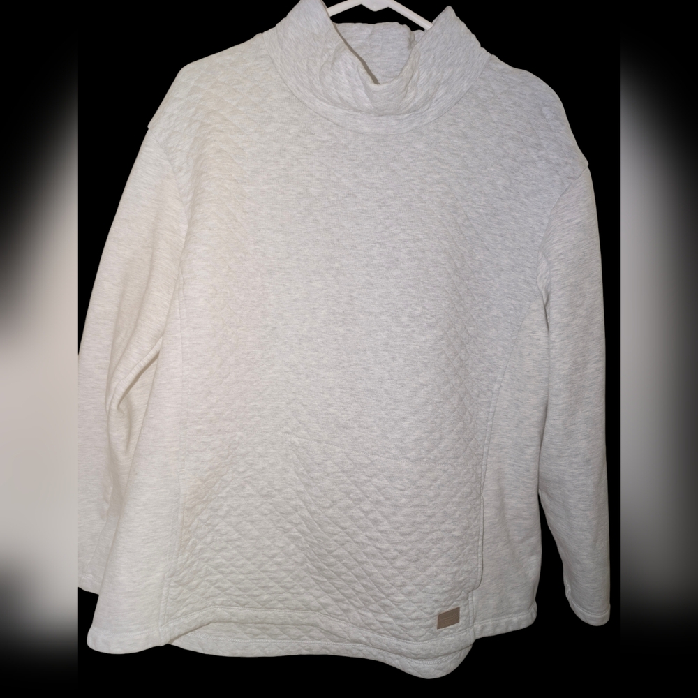 L.L. Bean White Quilted Women's Sweatshirt